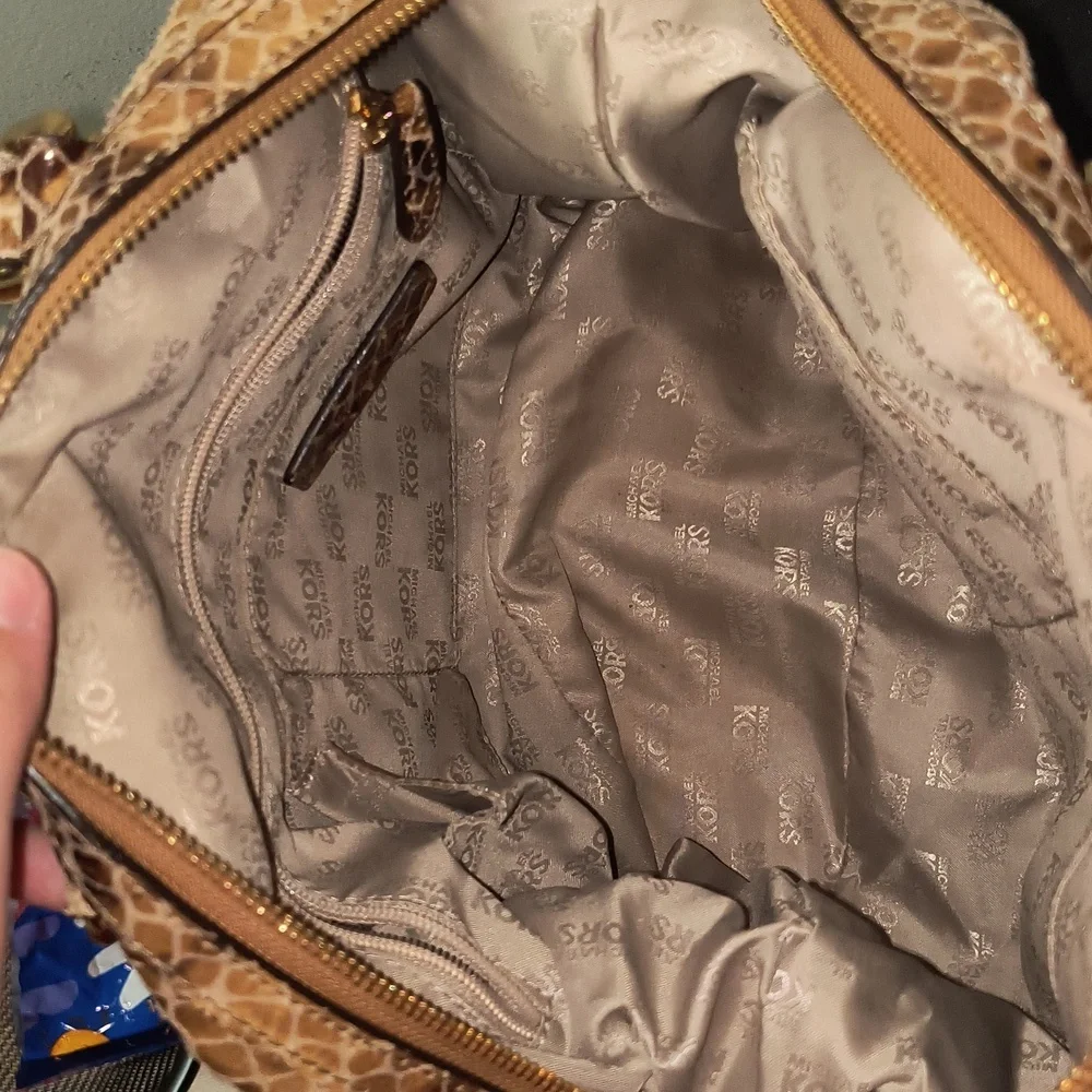 Michael Kors Tan Snake Print Shoulder Bag - Picture 8 of 13